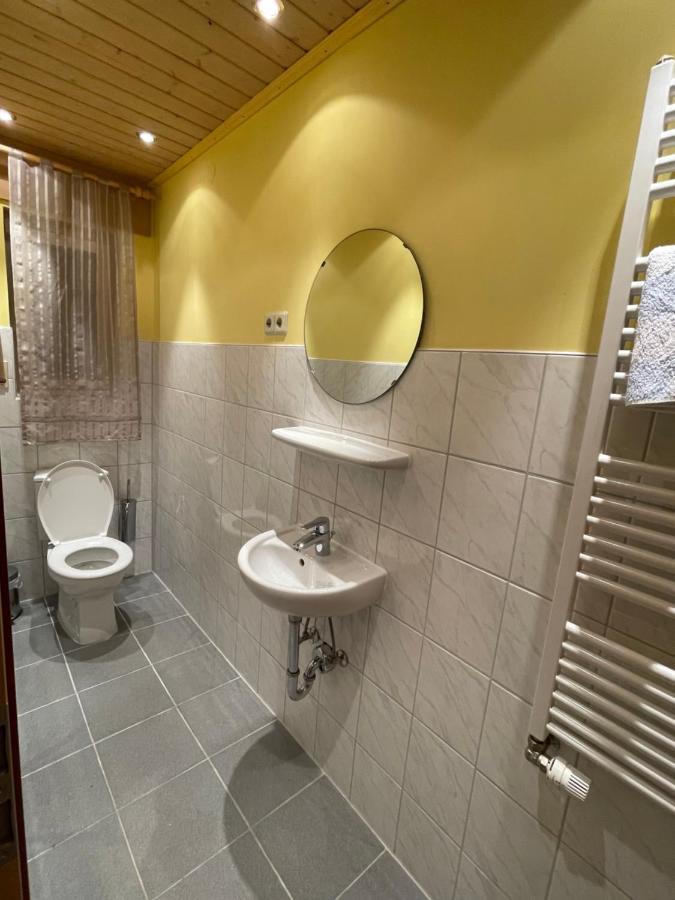 Ferienhaus Sofia Urschmitt Buitenkant foto